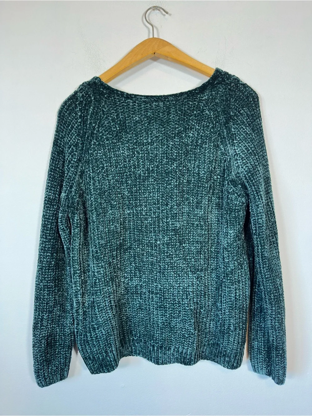 A New Day Emerald Green Chenille V-Neck Pullover Sweater Size Large